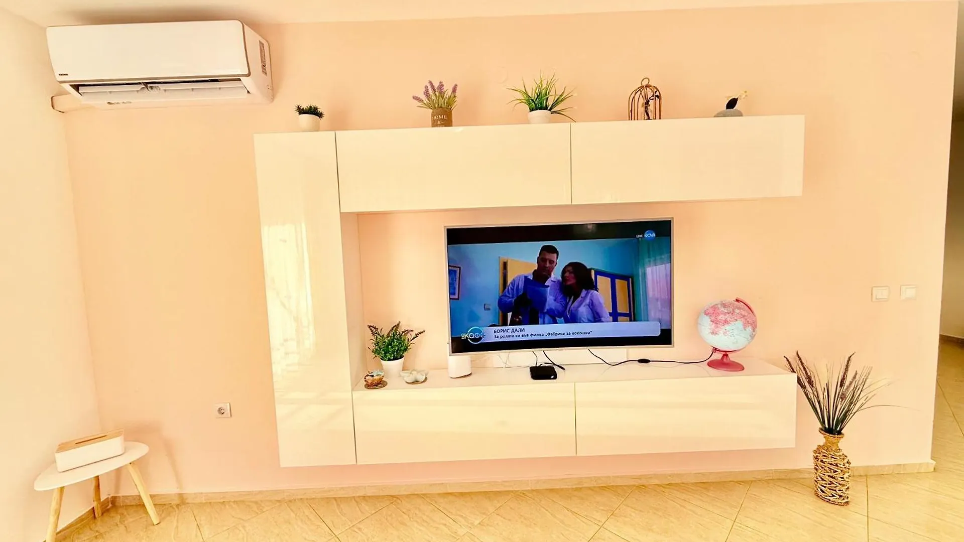 Appartement Charming 2-Bed Flat With Pool View In Sunny Beach, Bulgaria